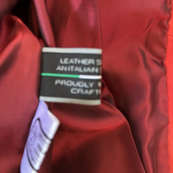 Pierrotucci Italian genuine leather woman’s jacket from Florence - Picture 10 of 13